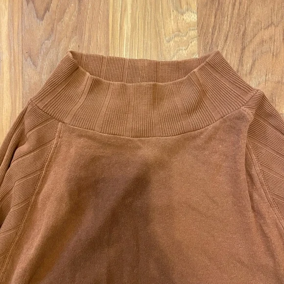 Free People Beach Brown and Black Long Sleeve Sweaters Bundle - Picture 2 of 4